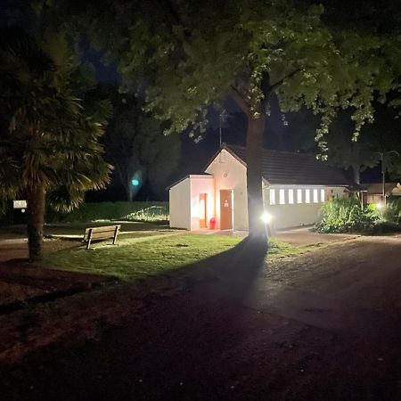 Mamers Camping Les Portes Du Perche מראה חיצוני תמונה
