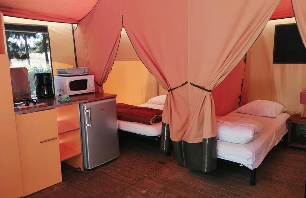 Mamers Camping Les Portes Du Perche מראה חיצוני תמונה